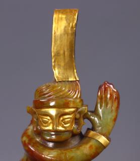 臻品旧藏老和田玉包金三星堆人 高15厘米,长8厘米,宽7厘米,重680克#古